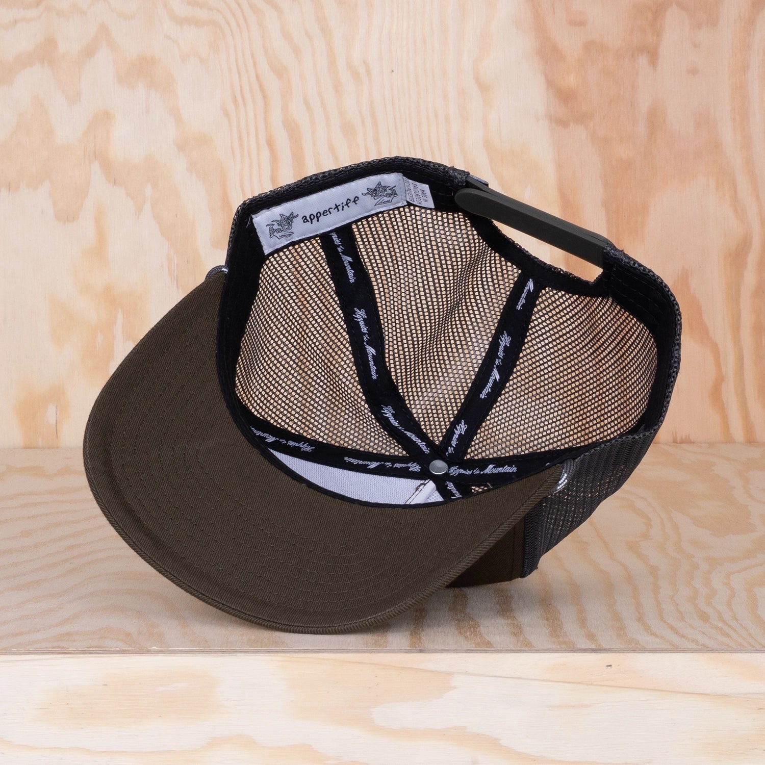 Appertiff Bold Eagle Trucker Cap Deep Olive