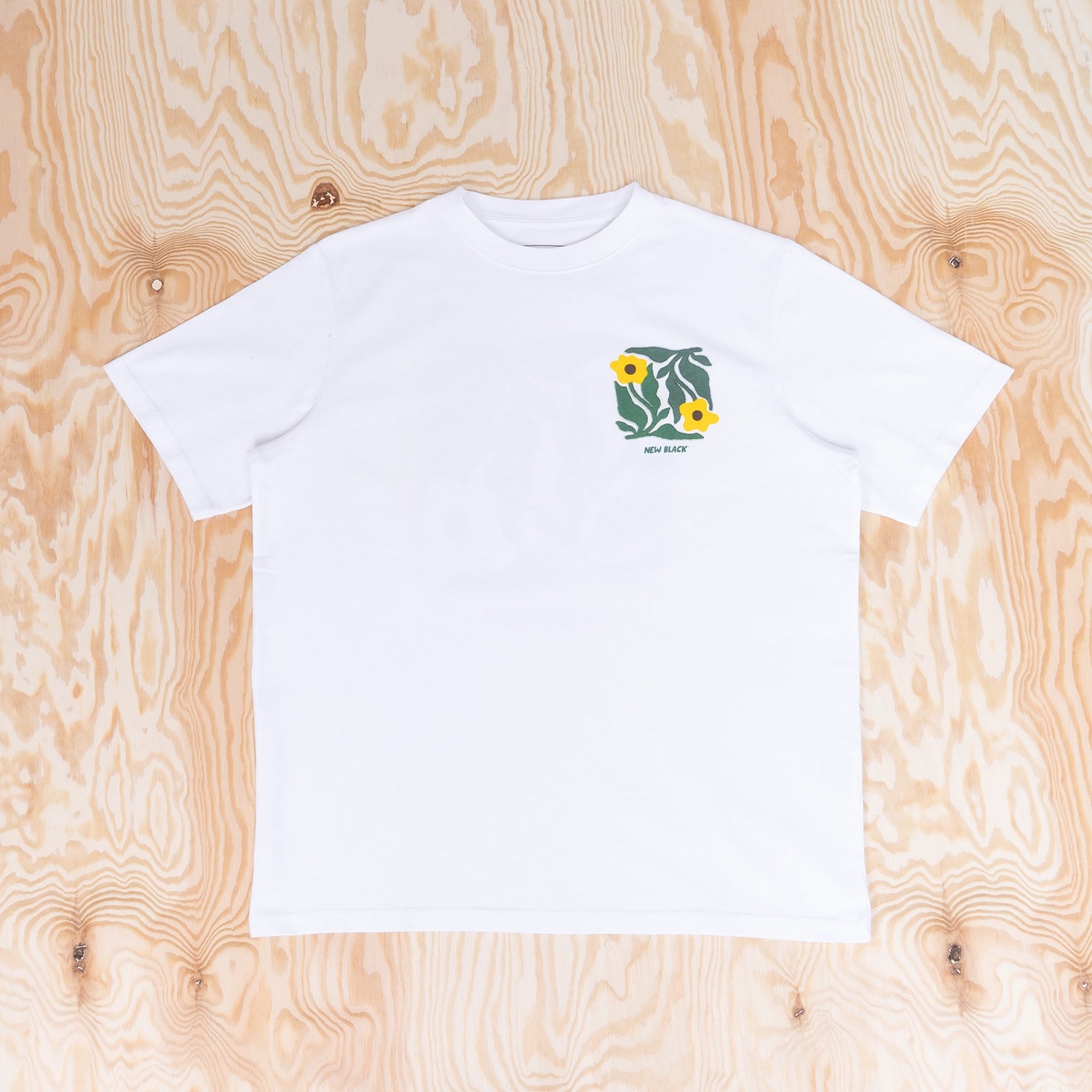 New Black Botanic T-shirt White