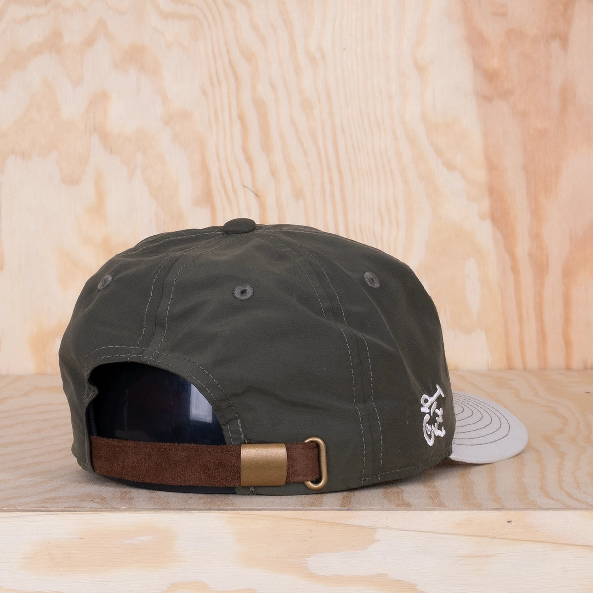 Ca'put Letter P Caddy Cap Olive / Ivory