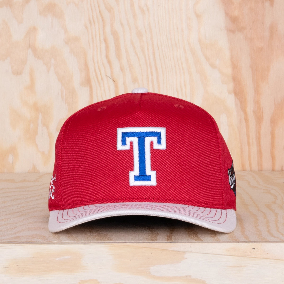 Ca'put Letter T Cap Red / Ivory