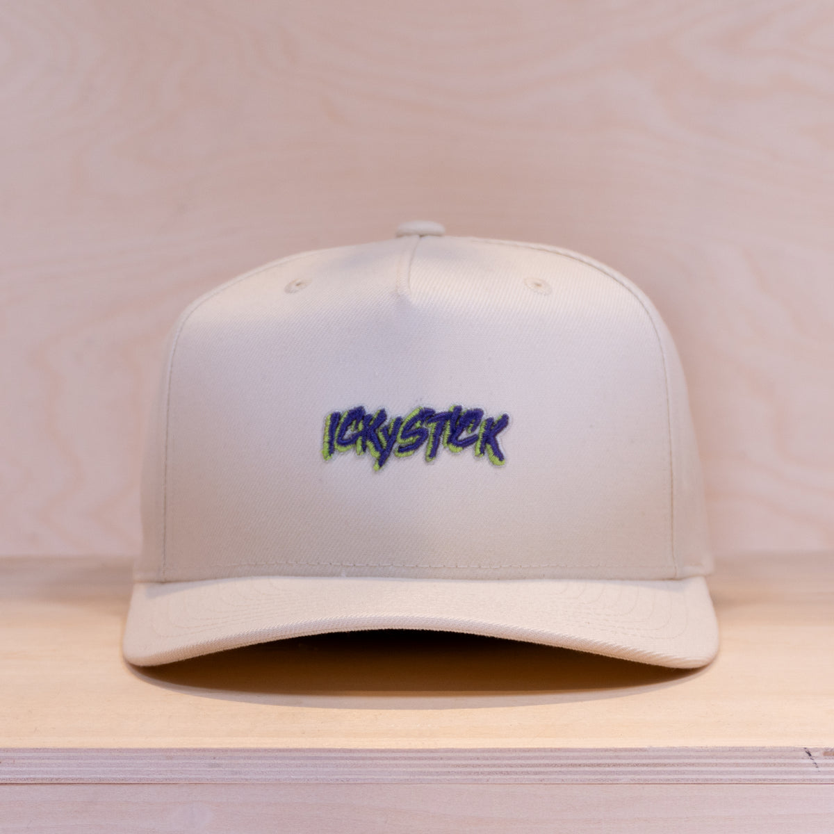 Ickystick A-frame Horror Ivory