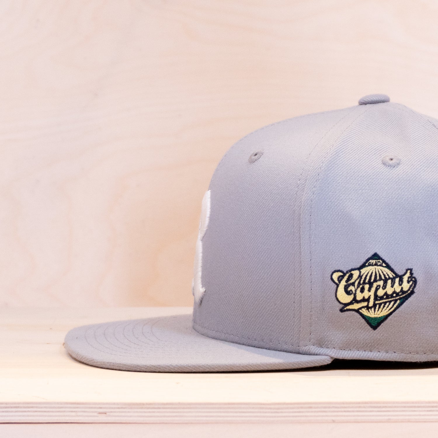 Ca´put Letter R Fitted Cap Grey