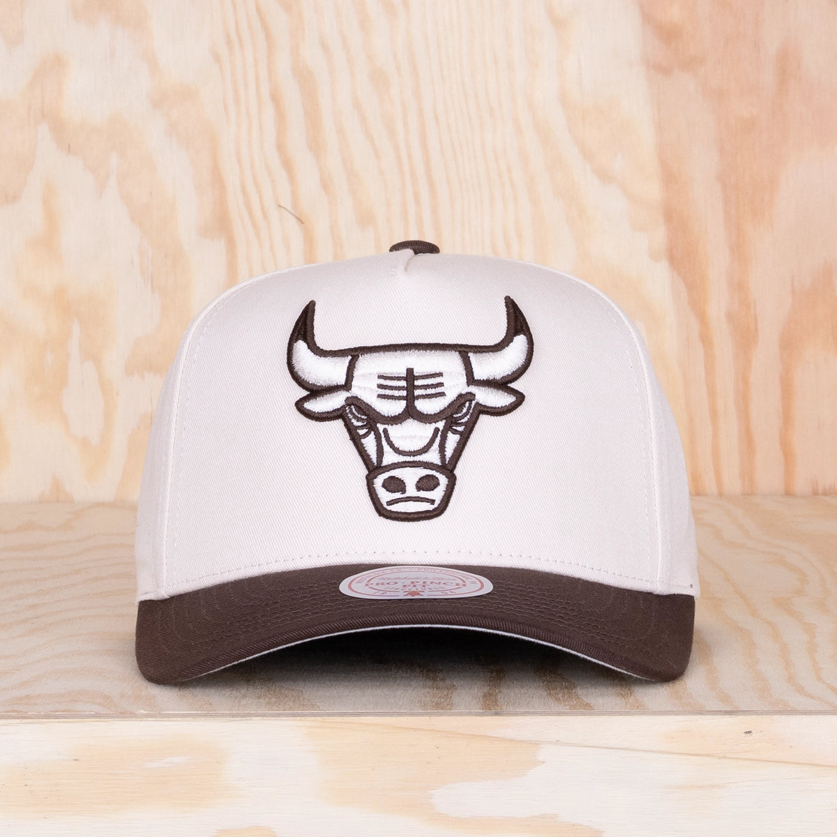 Mitchell & Ness Pro Pinch Snapback Chicago Bulls Cream/Brown