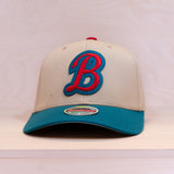 Mitchell & Ness Chicago Bulls First Letter Classic Red Cap Sand/Green