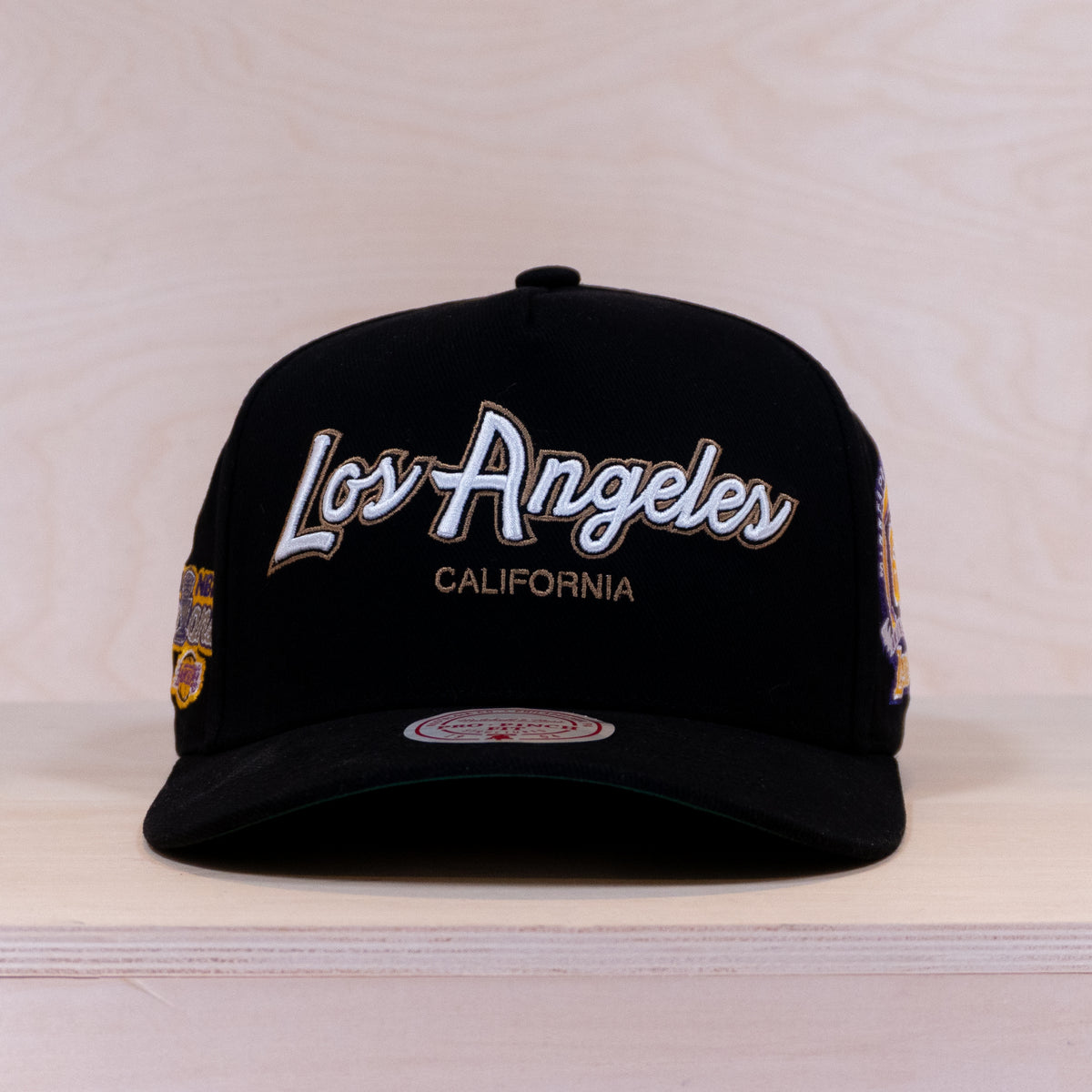 Mitchell & Ness LA Lakers Script 2.0 Pro Crown Black