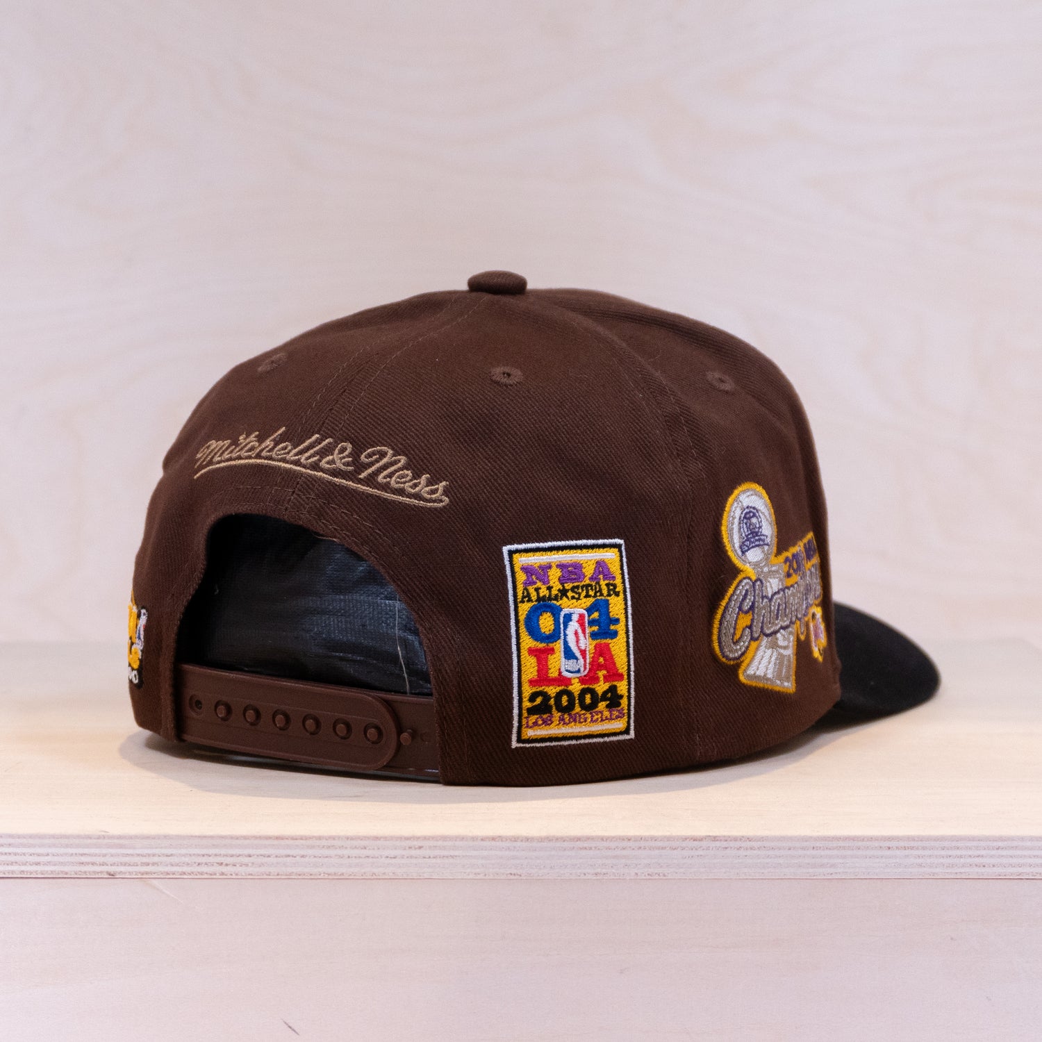 Mitchell & Ness LA Lakers Script 2.0 Pro Crown Brown/Black
