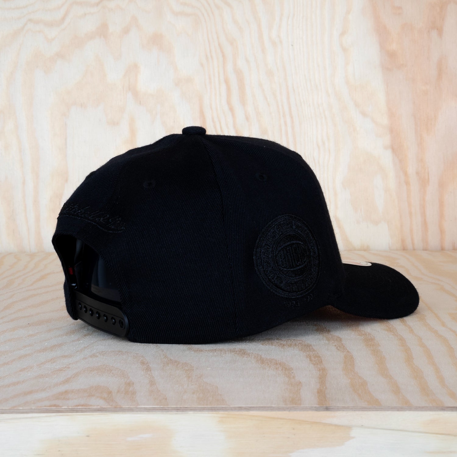 Mitchell & Ness Midnight Luxe Classic Red Snapback Cap Black