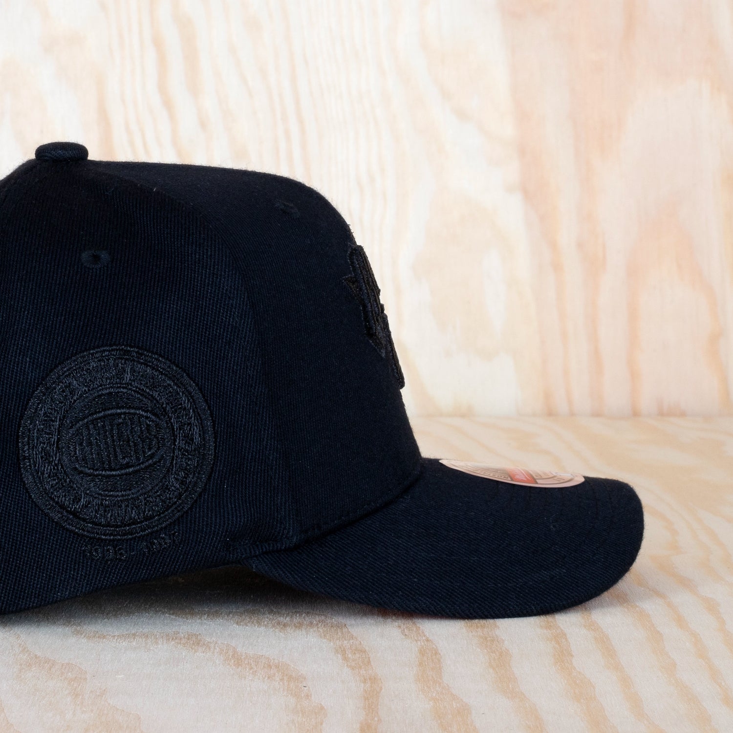 Mitchell & Ness Midnight Luxe Classic Red Snapback Cap Black