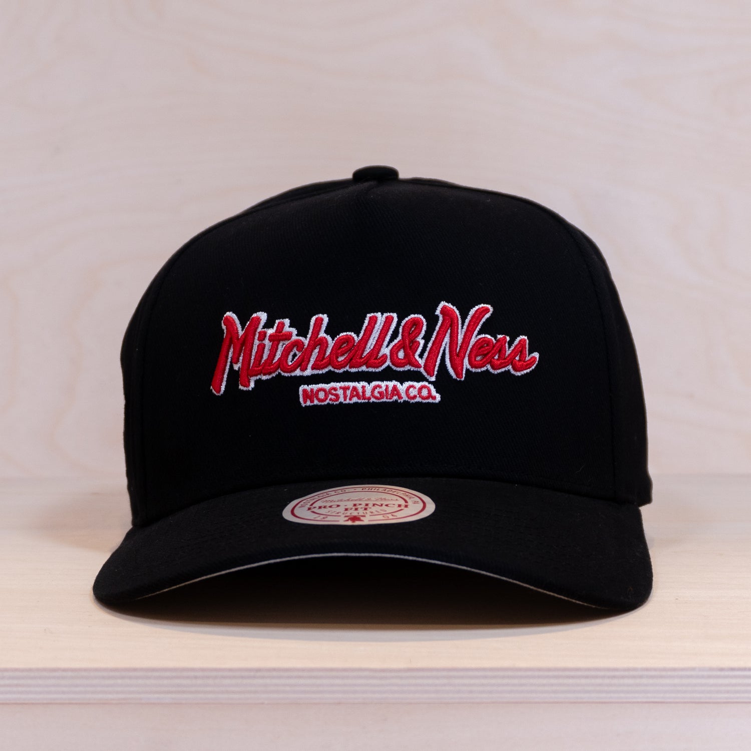 Mitchell & Ness Patches Exclusive Pinscript Pro Crown Cap Black/Red