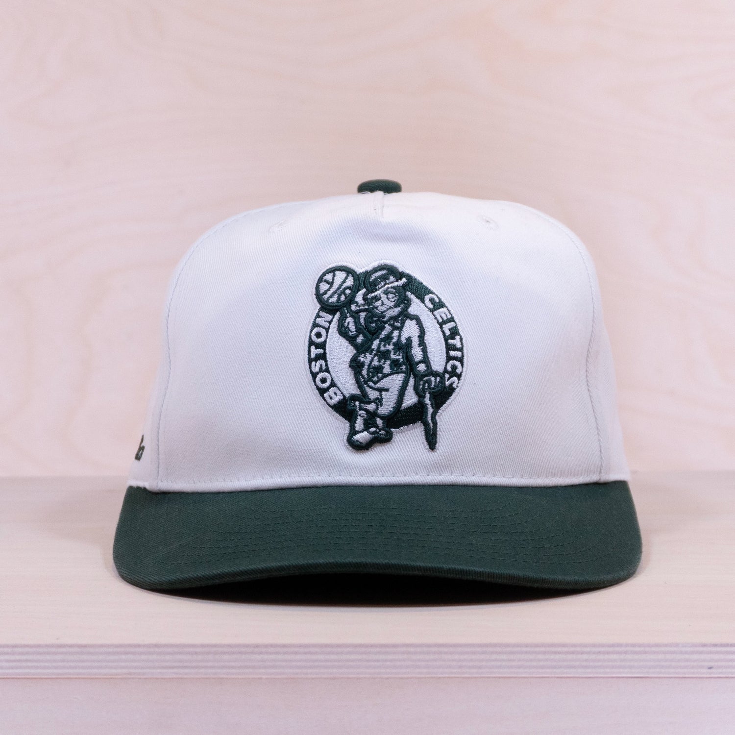 Mitchell & Ness Side Script Caddy Fit Cap White/Green