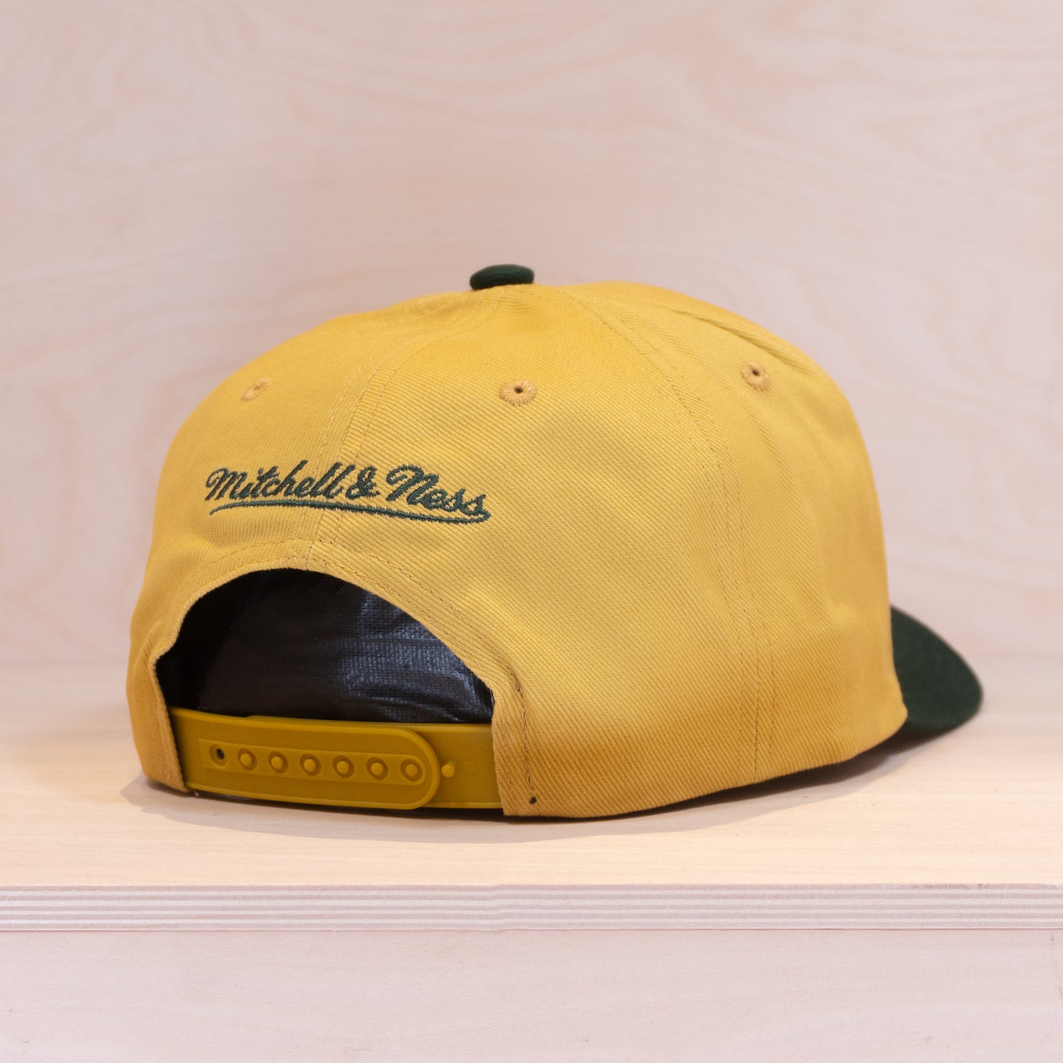 Mitchell & Ness Harvest Gold Pro Crown Cap Seattle Supersonics Gold/Green