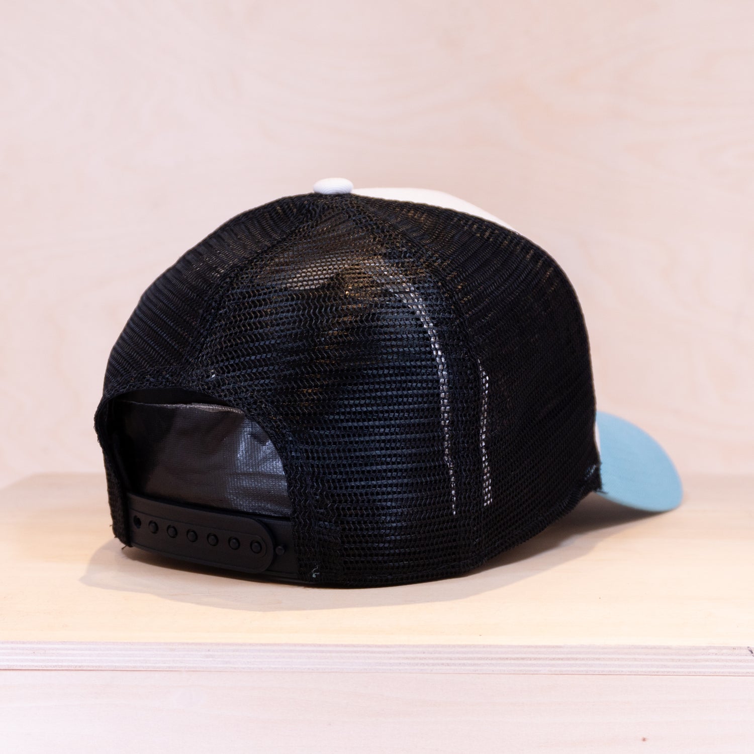 New Era 9FORTY Summer Monaco A-Frame Trucker Cap Pastel Blue