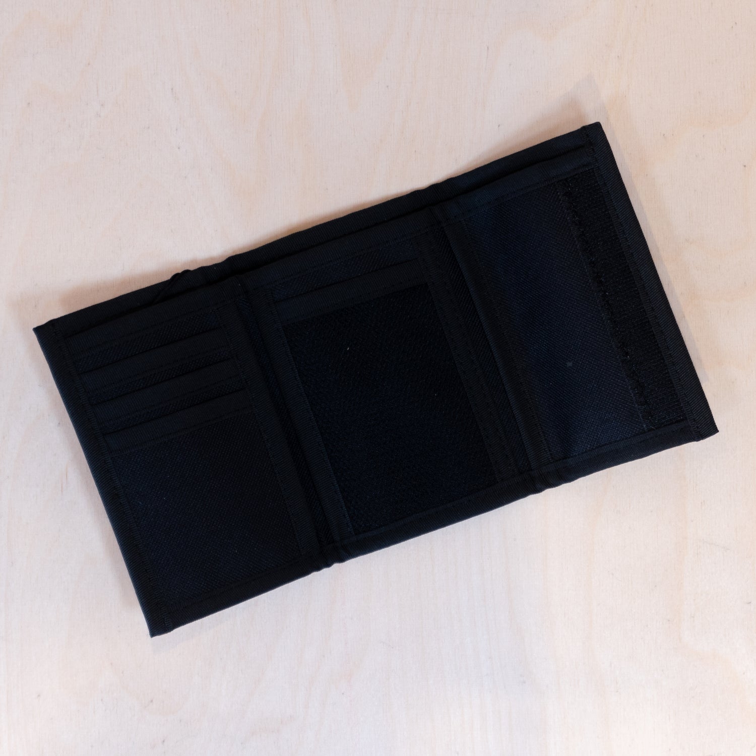 Polar Skate Co. Earthquake Key Wallet Black/Green