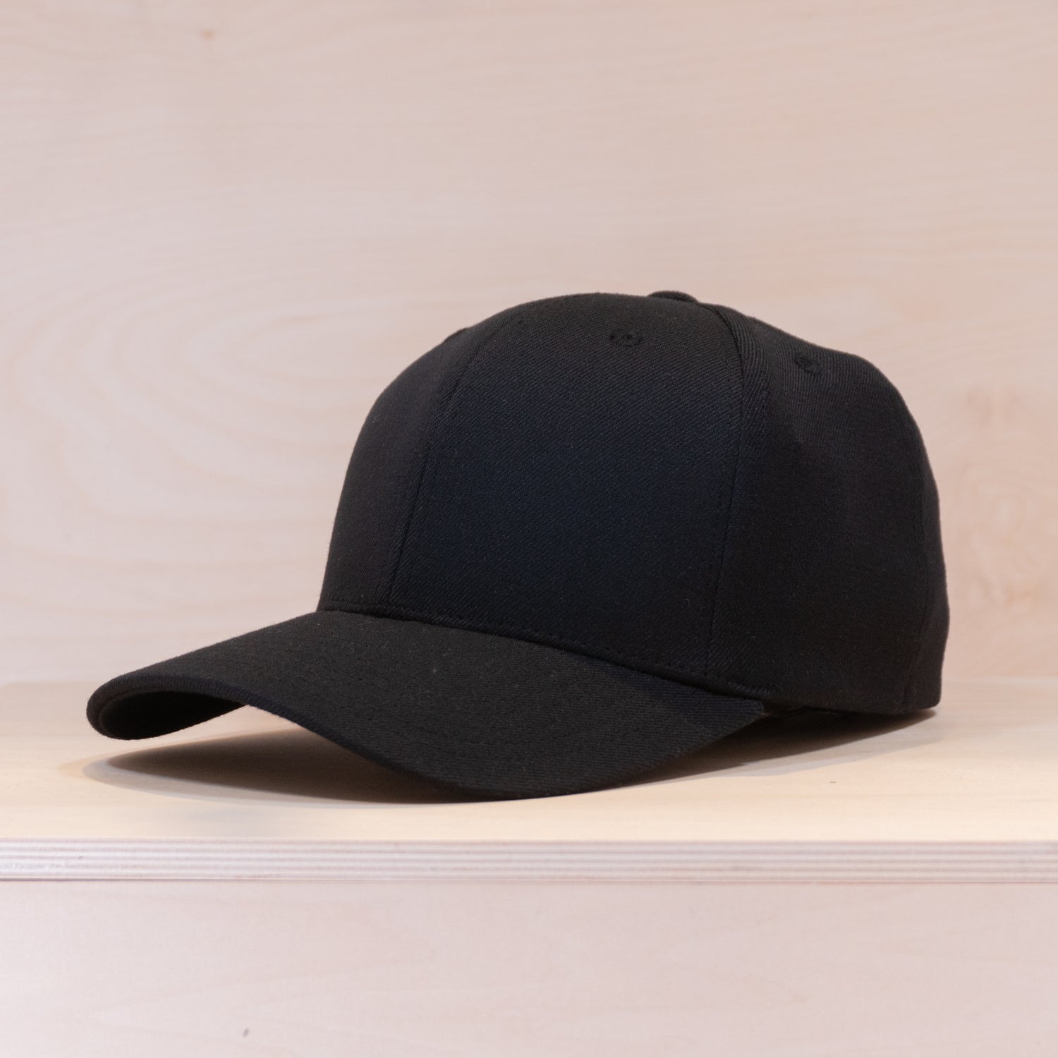 P&P Blank Hooked Flex Cap Black