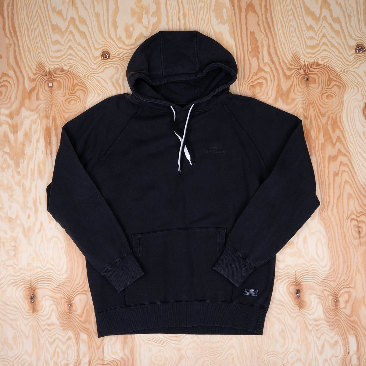 Sqrtn Rivers & Trees Hood Washed Black