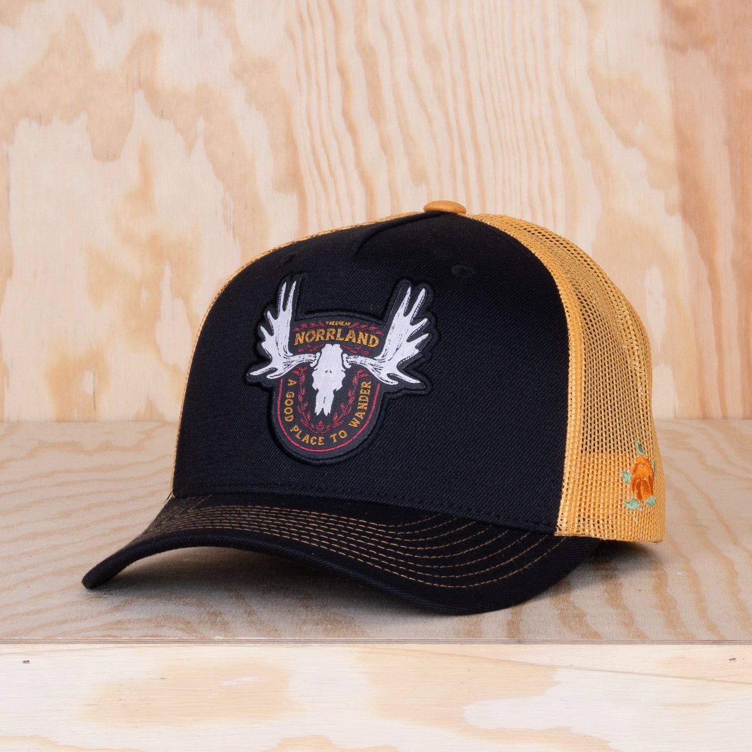 Sqrtn Wander Trucker Cap Black