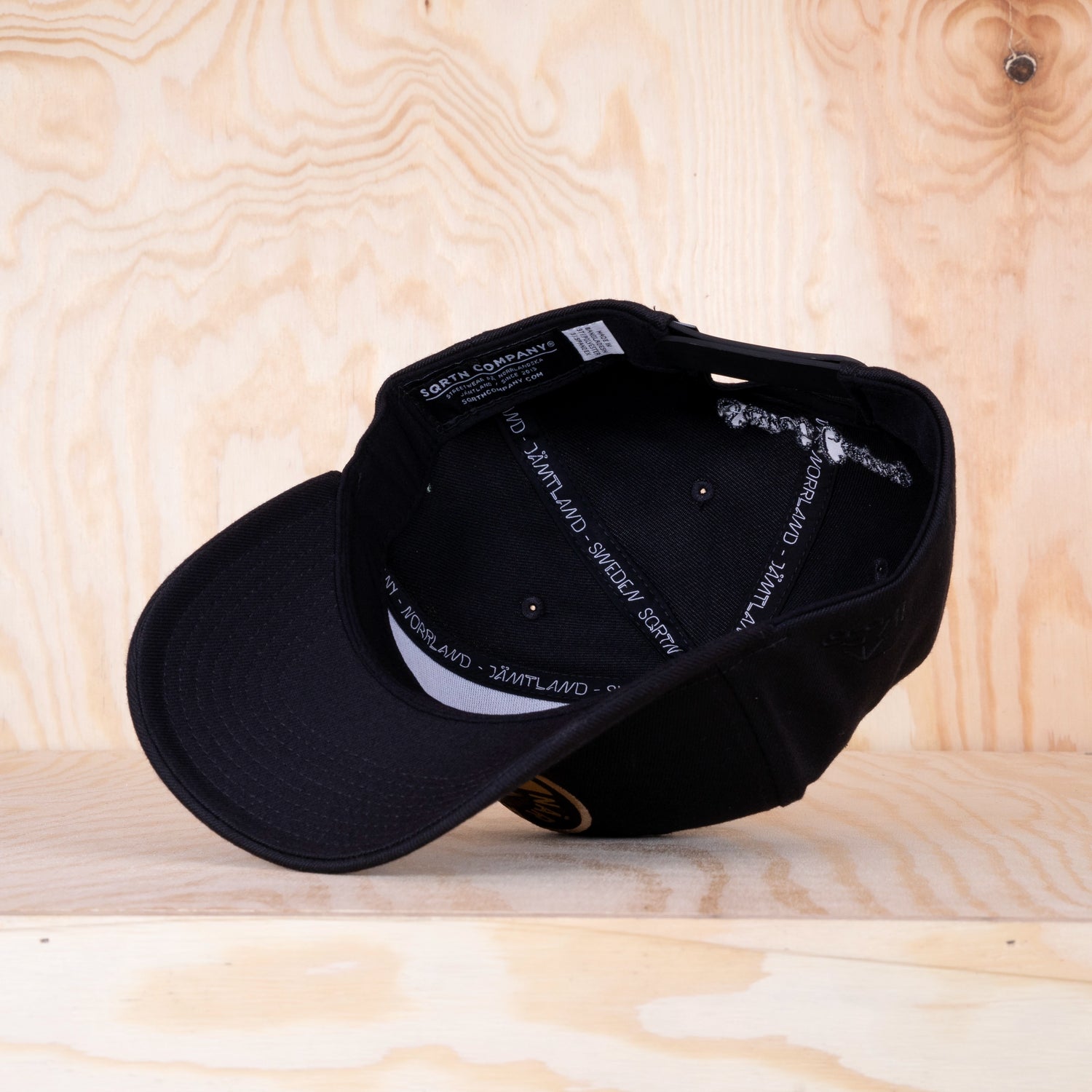 Sqrtn Collab 120 Cap TKT Black