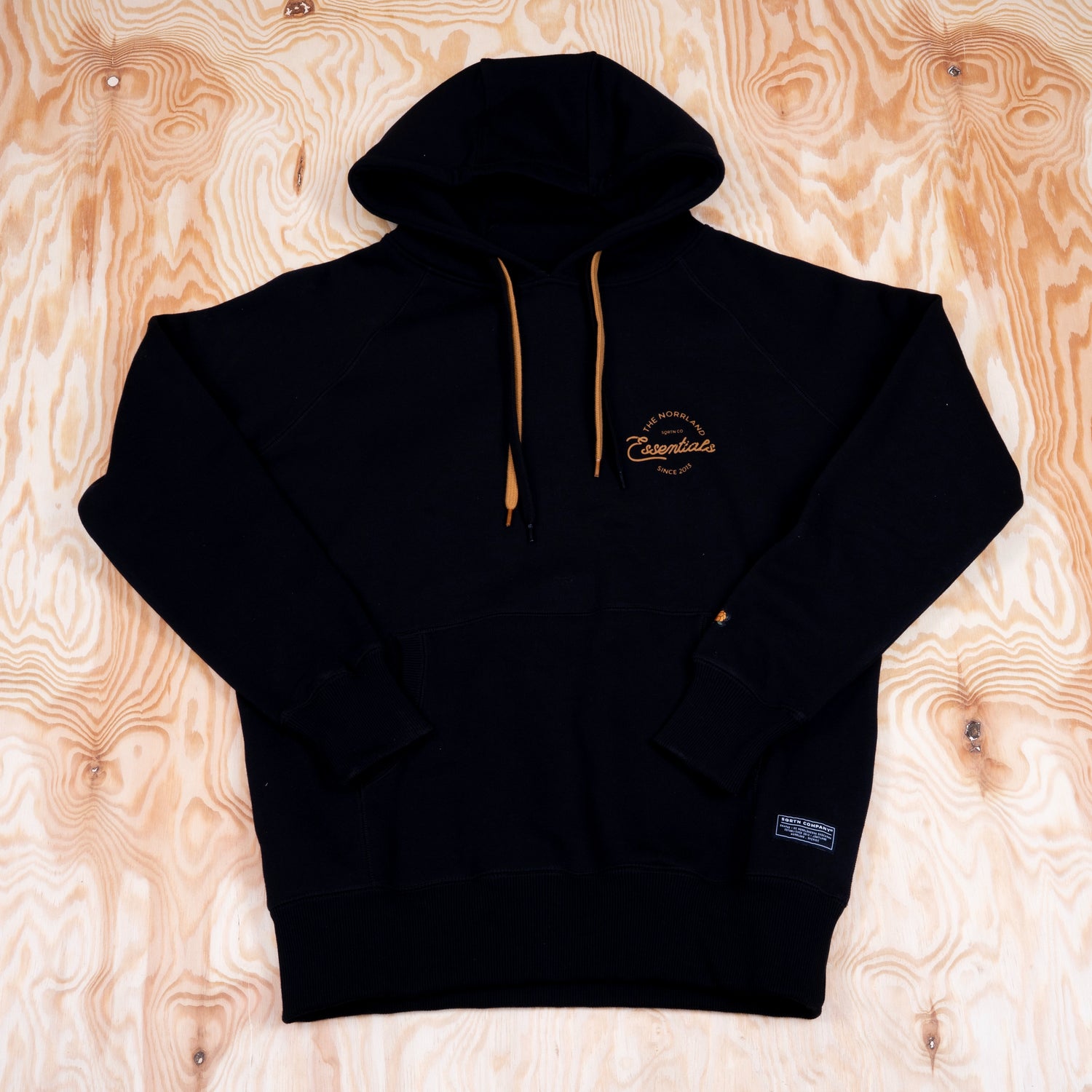 Sqrtn Essentials Hood Black