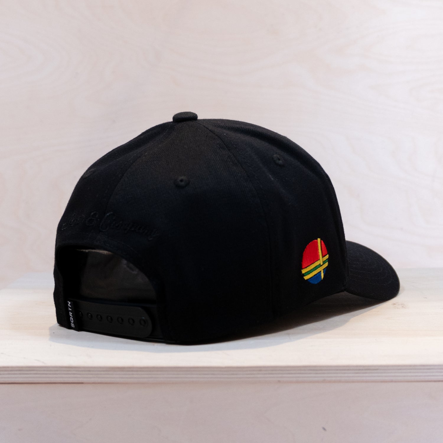 Sqrtn Midnattssol 120 Cap Black