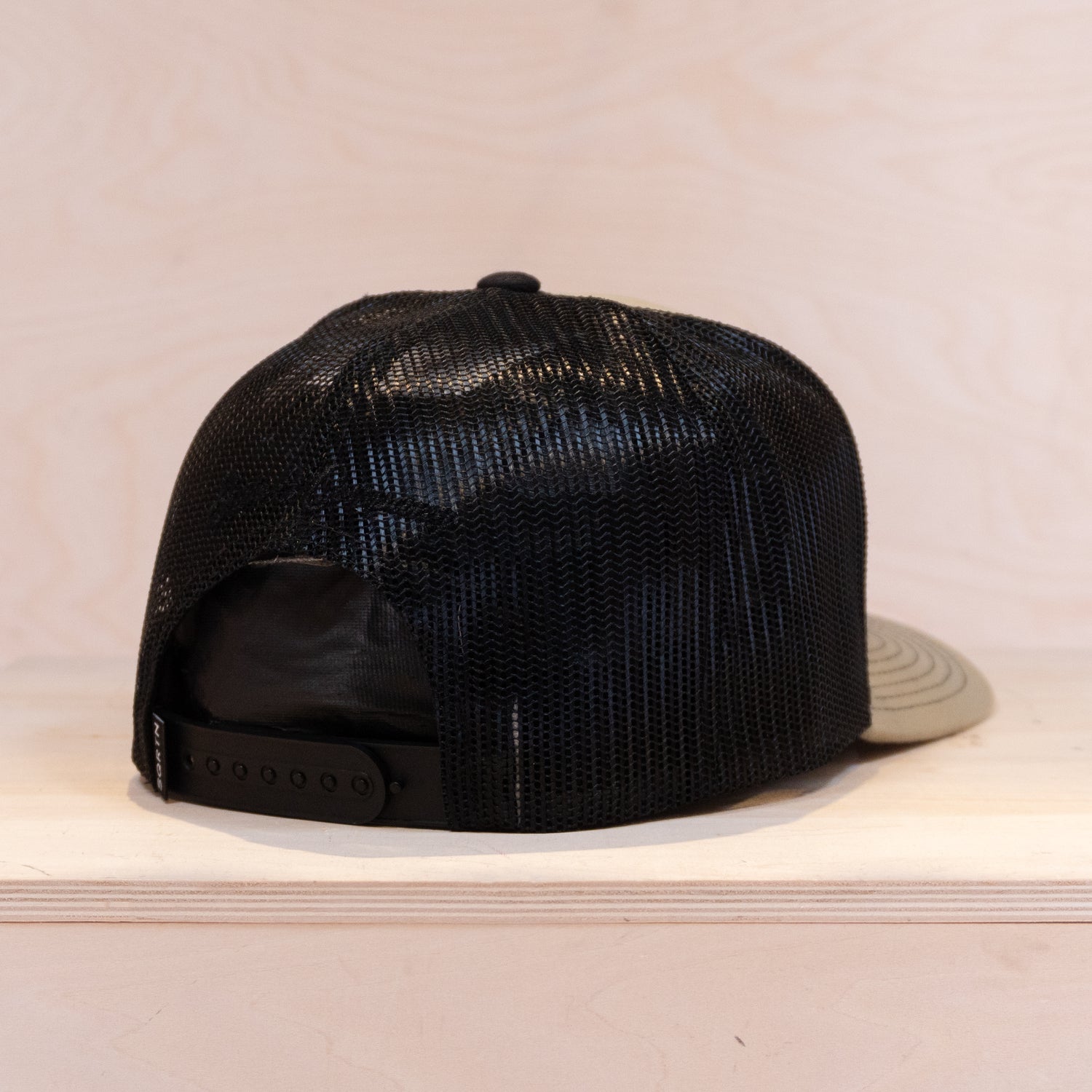 Sqrtn Outside 2 Trucker Cap Soft Green