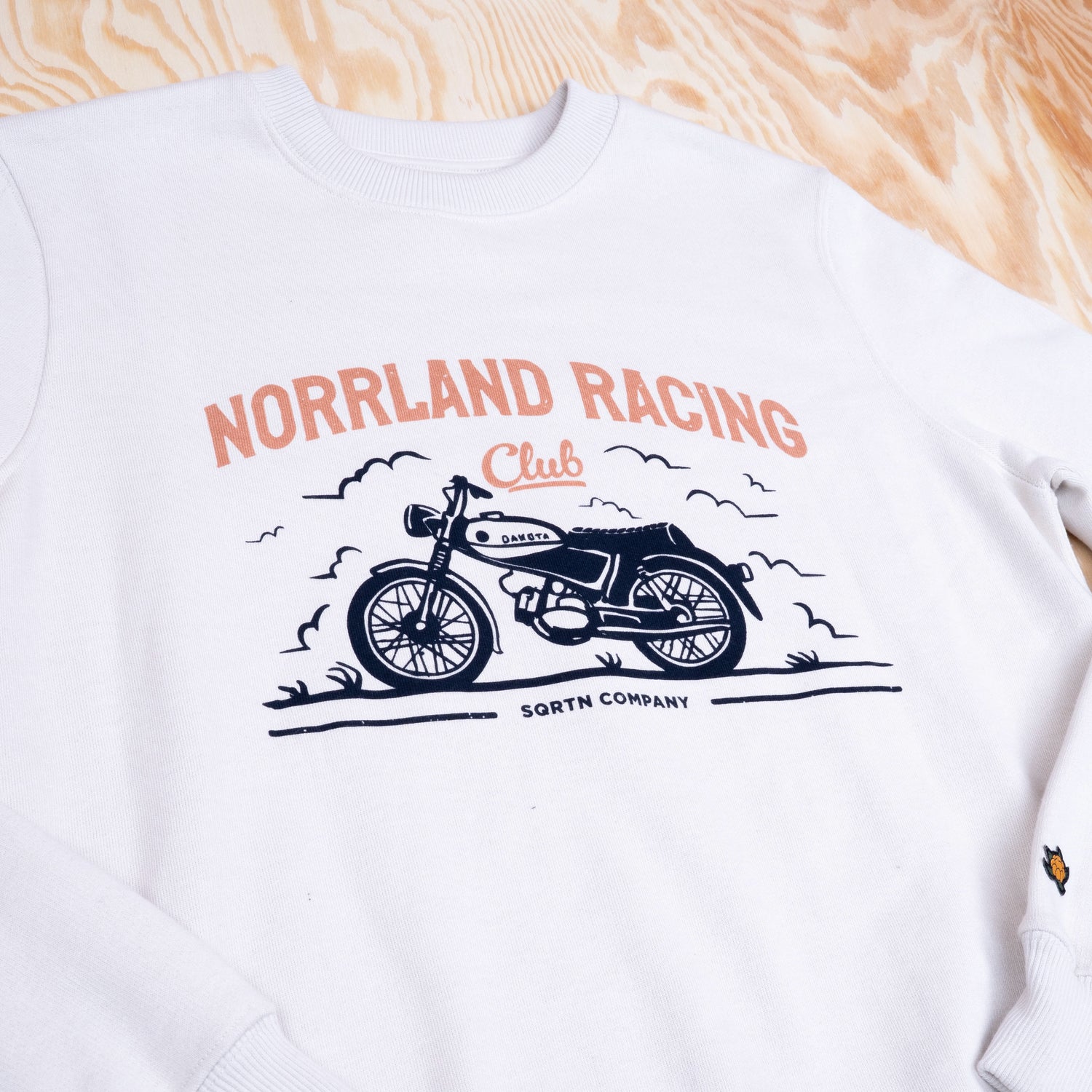 Sqrtn Racing Crewneck Glaciärgrå