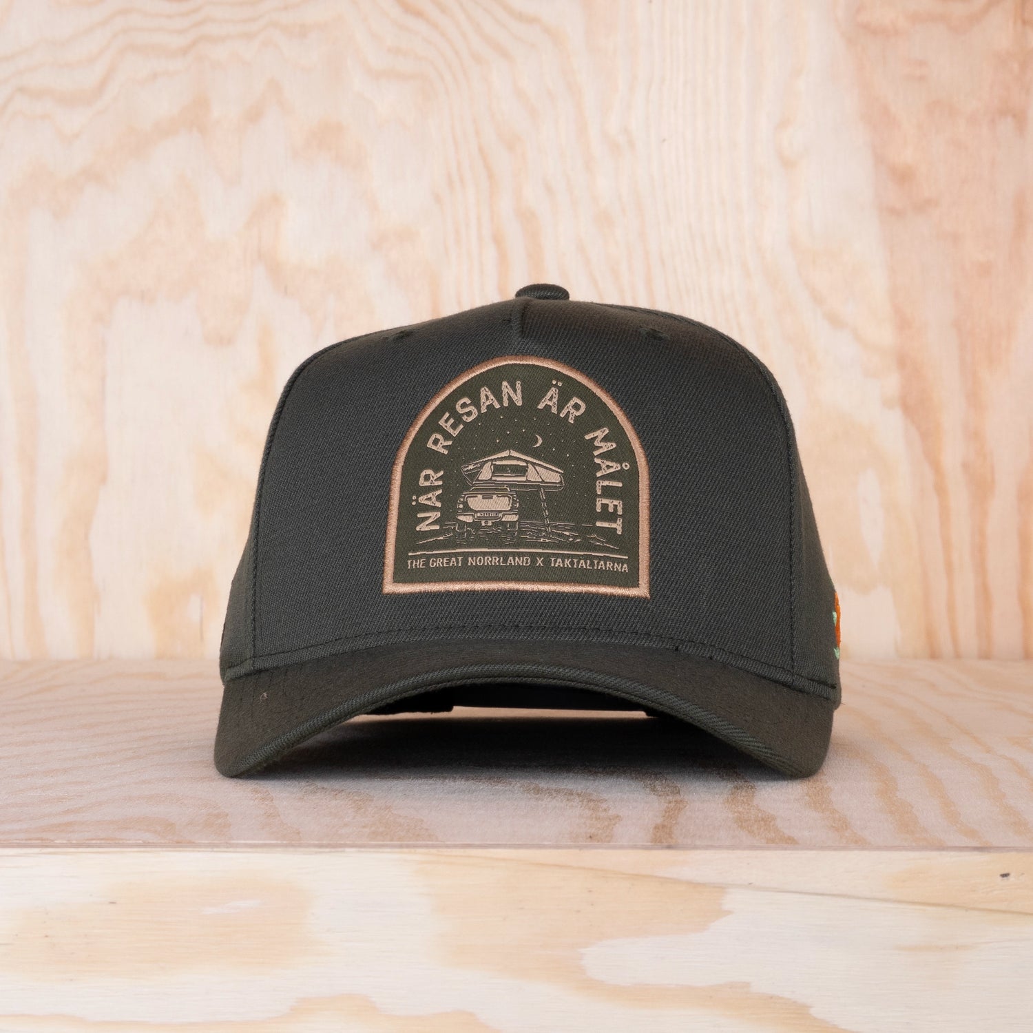 Sqrtn Resan B-Frame Cap TKT Olive