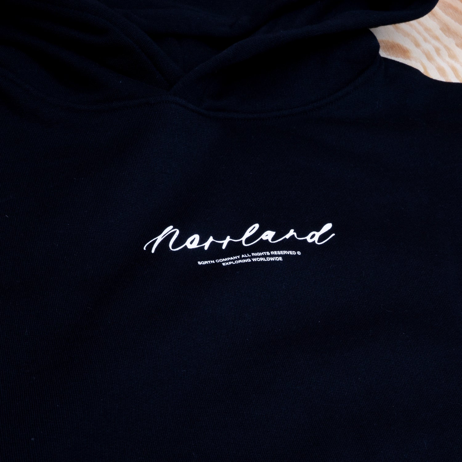 Sqrtn Signature Hood Black