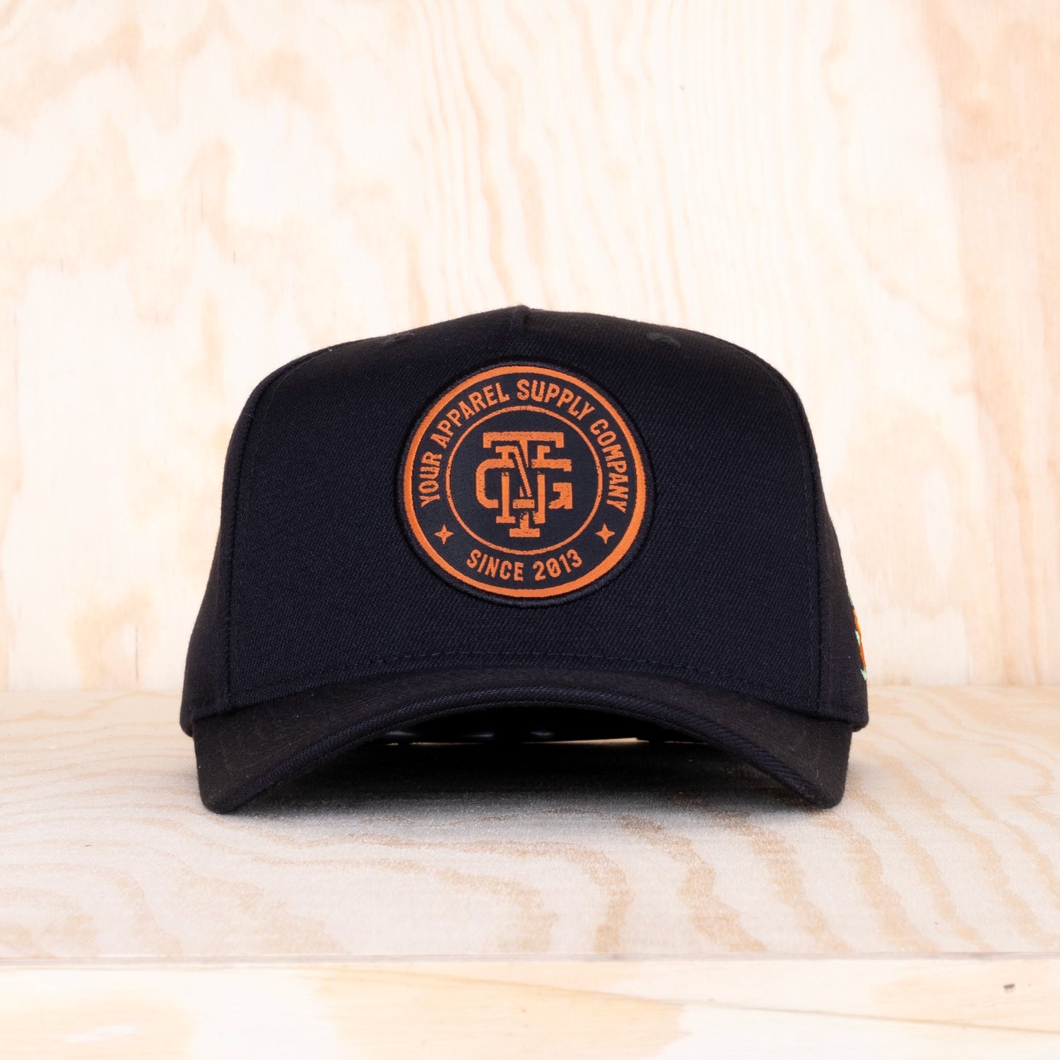 Sqrtn Stamp B-Frame Black