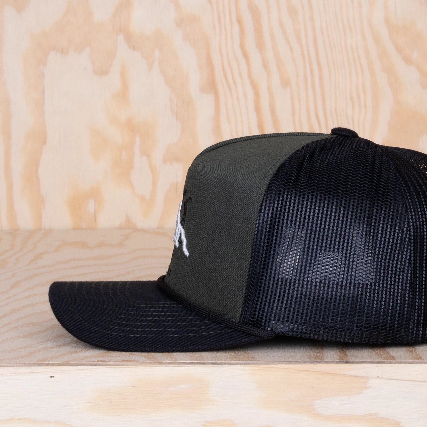 Appertiff Horizon Trucker Cap Olive Green/Black
