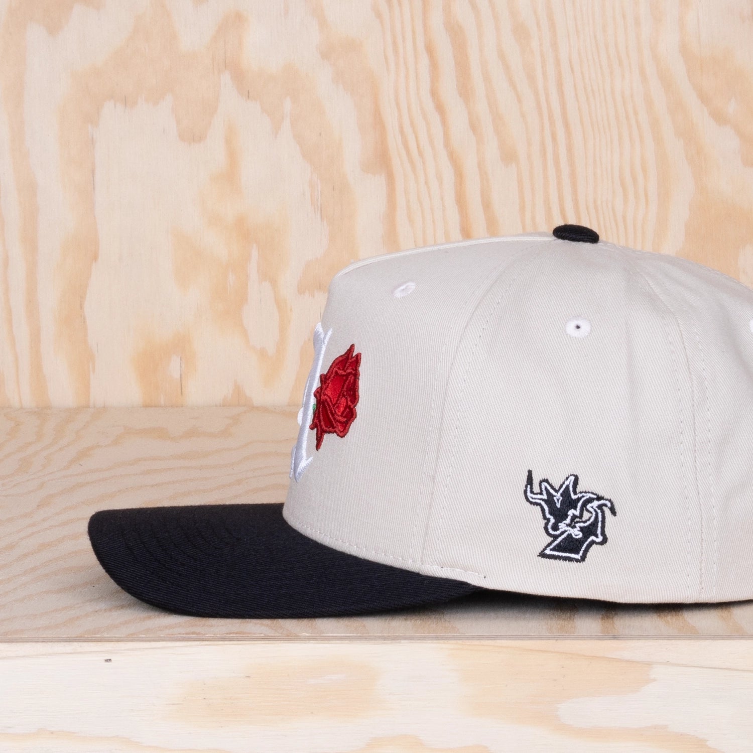 Appertiff Rose Two-Tone A-frame Cap Bone/Black