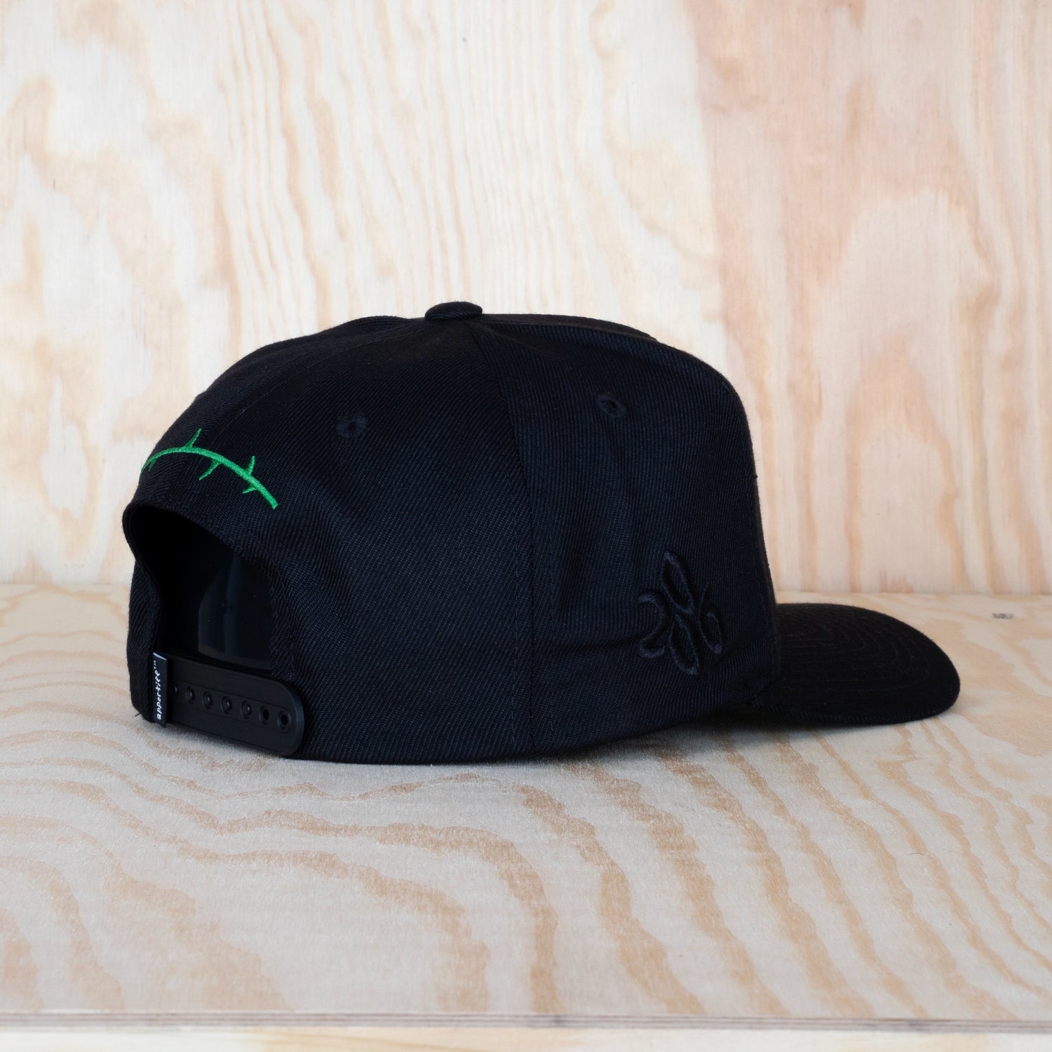 Appertiff A Cap Rose Black