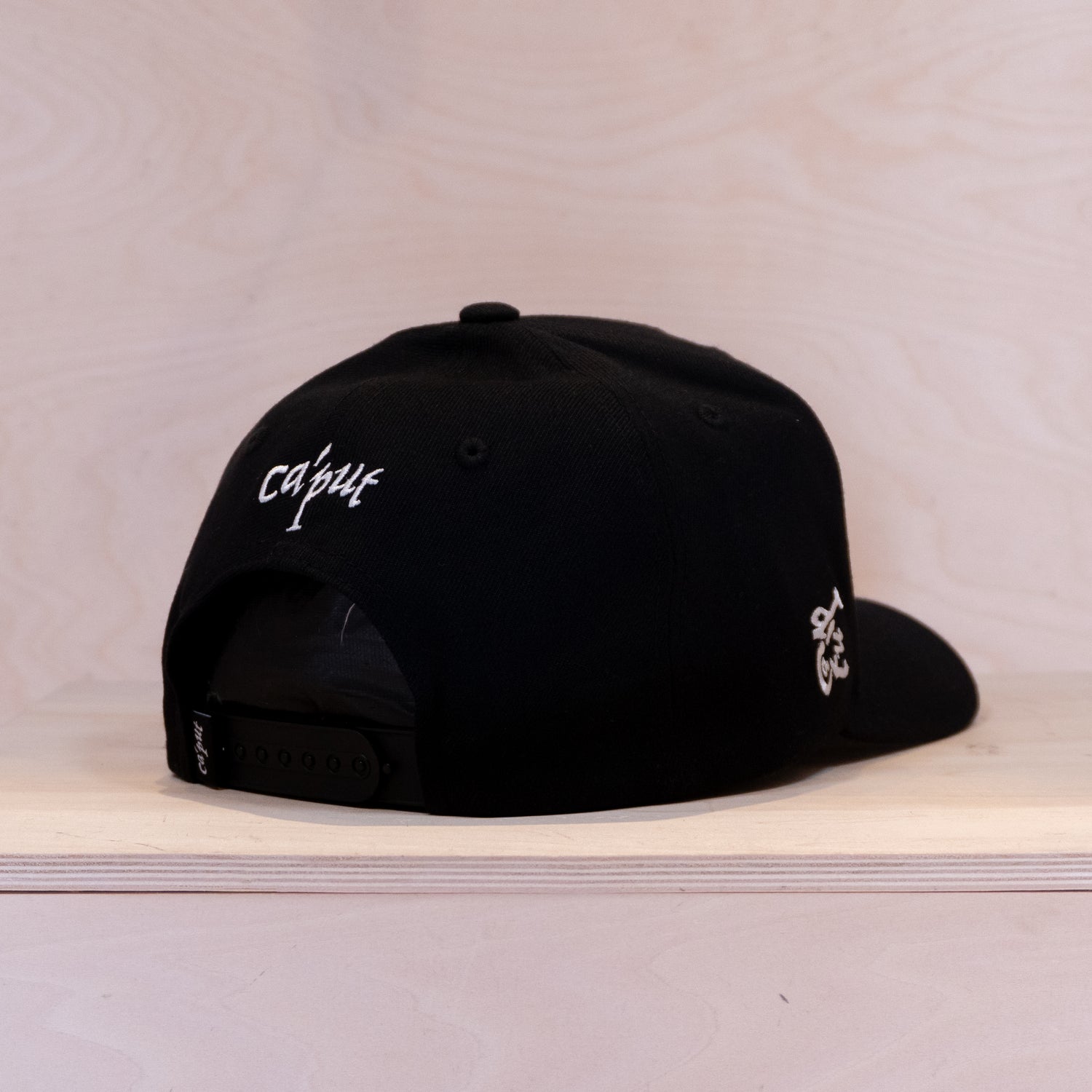 Ca´put Letter G Cap Black