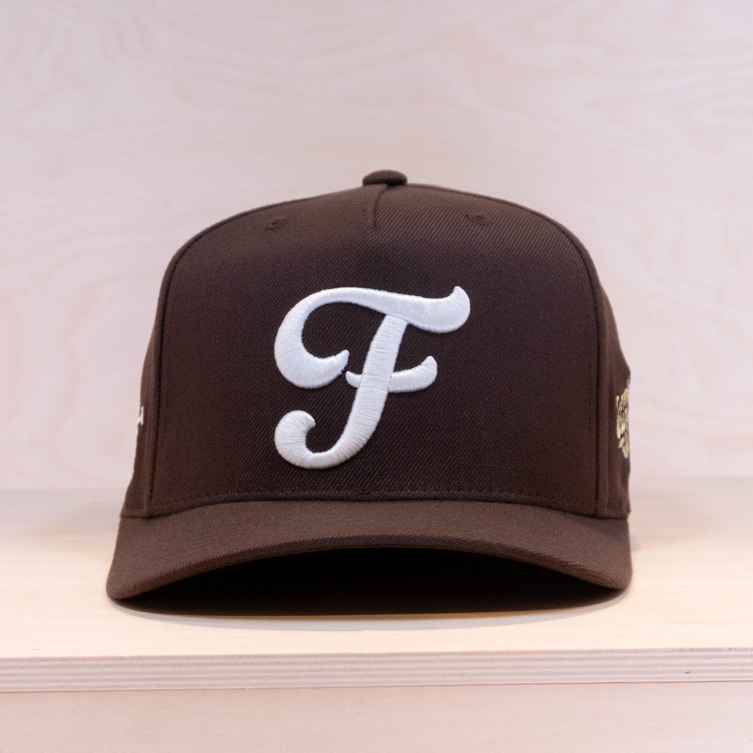 Ca´put Letter F Cap Dark Brown