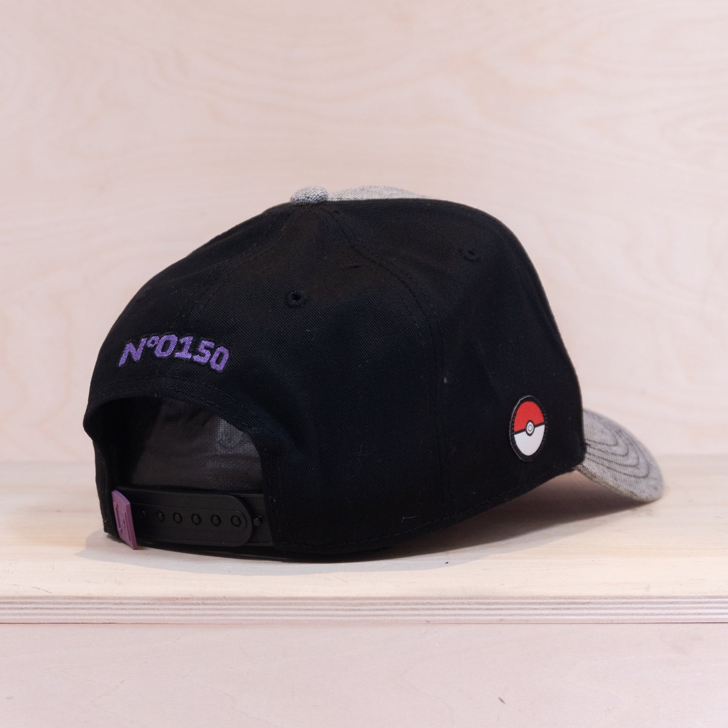 Capslab Pokemon Mewtwo B-frame Black/Grey