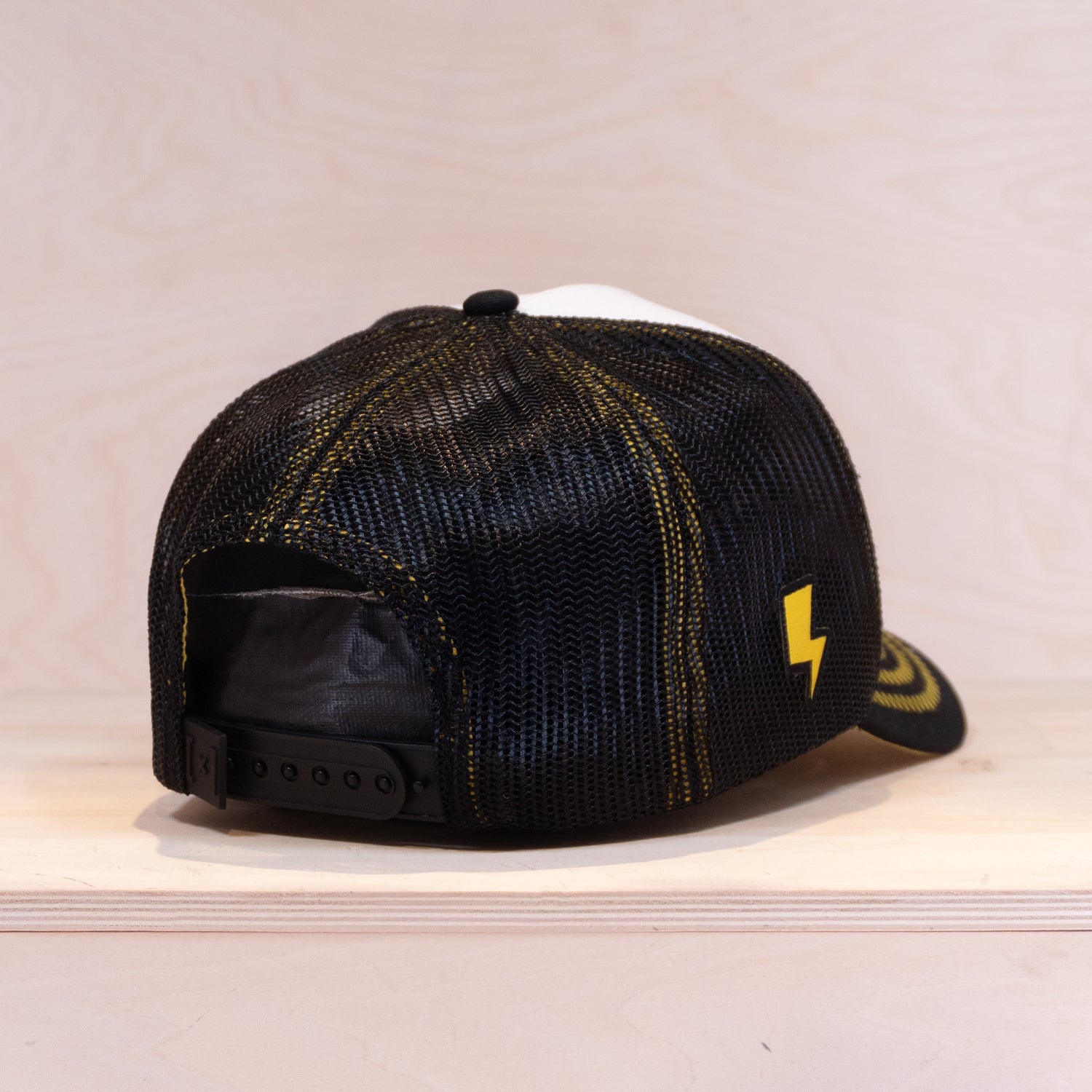 Capslab Pokemon Pikachu Trucker Cap Black/White