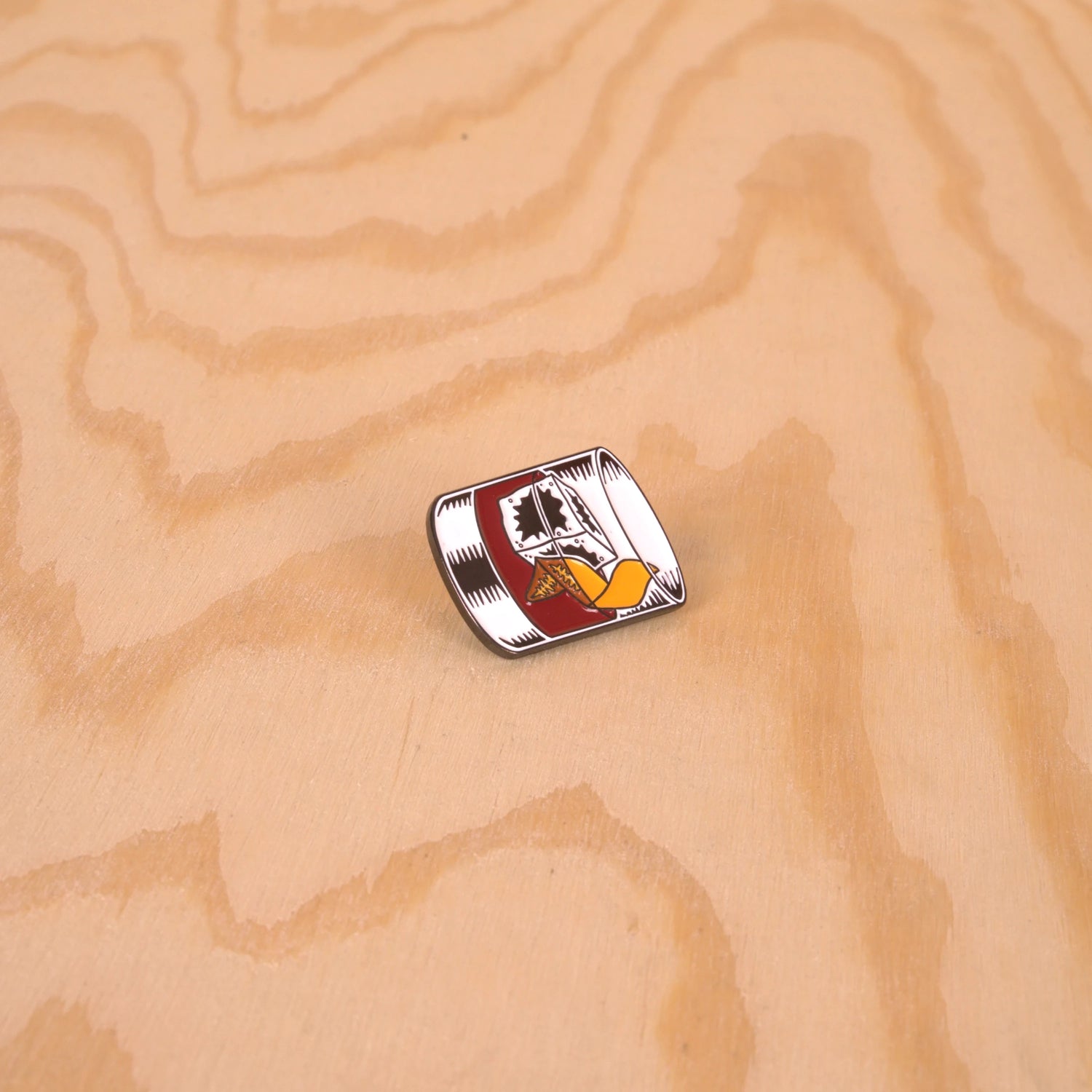 Ca'put Negroni Pin Red