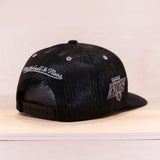 Mitchell & Ness Team Seal Vintage Trucker Cap LA Kings Black