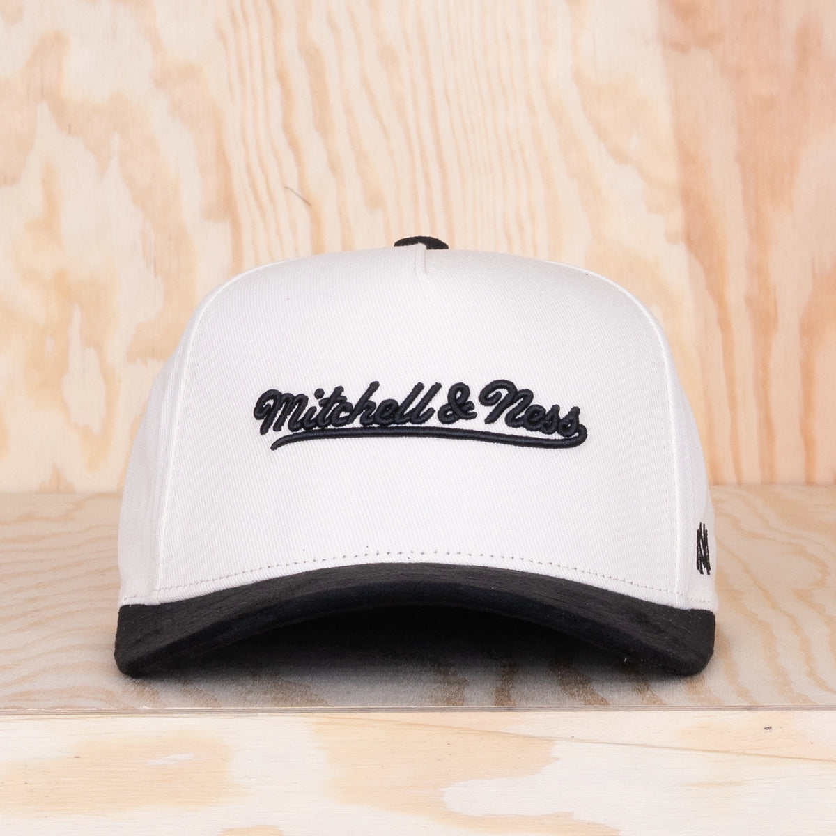 Mitchell & Ness Luxury Script Pro Pinch Own Brand Cream/Black