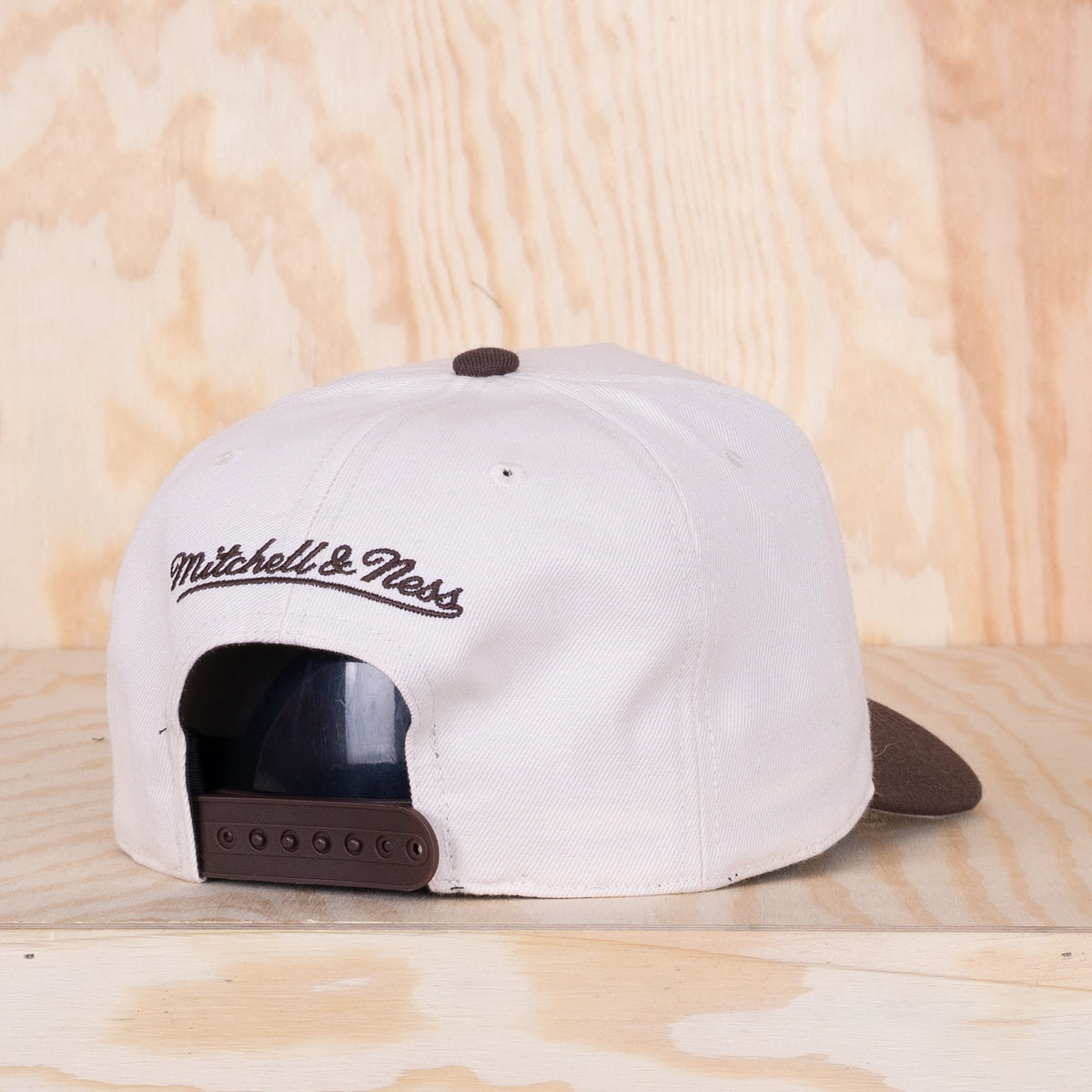 Mitchell & Ness Pro Snapback Chicago Blackhawks Cream