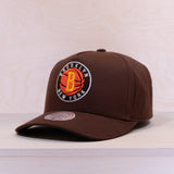 Mitchell & Ness Chestnut Peak Pro Pinch Snapback Cap Brown
