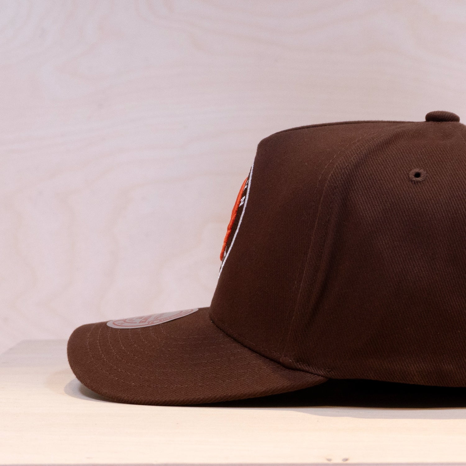 Mitchell & Ness Chestnut Peak Pro Pinch Snapback Cap Brown