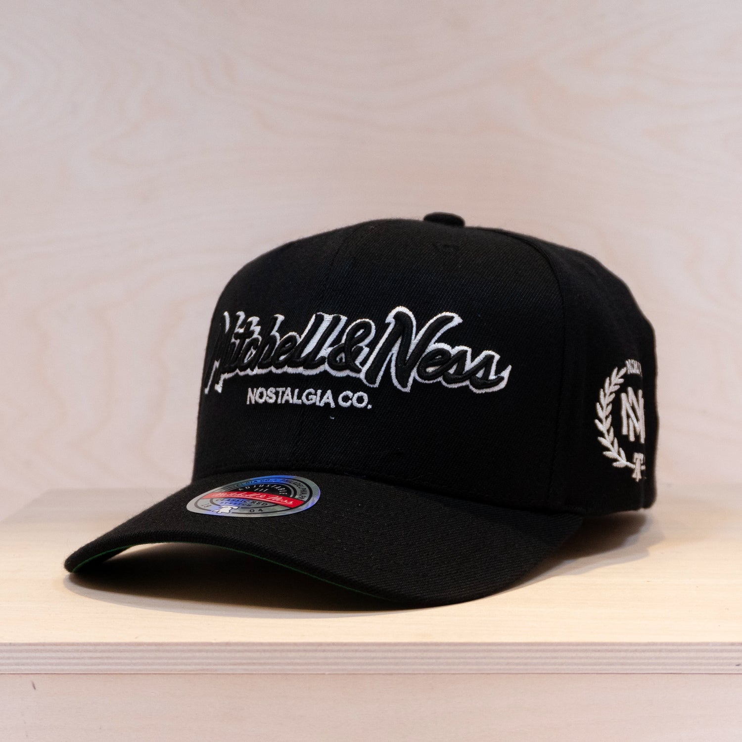 Mitchell & Ness HWC Timeline Classic Red Cap Black