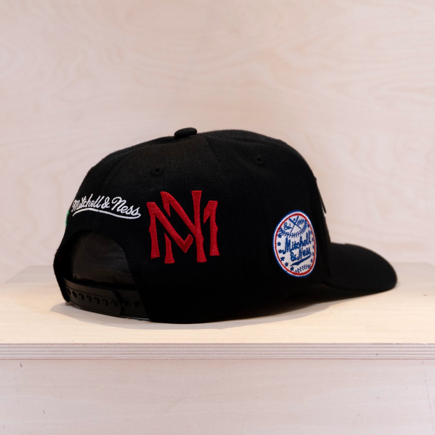 Mitchell & Ness HWC Timeline Classic Red Cap Black