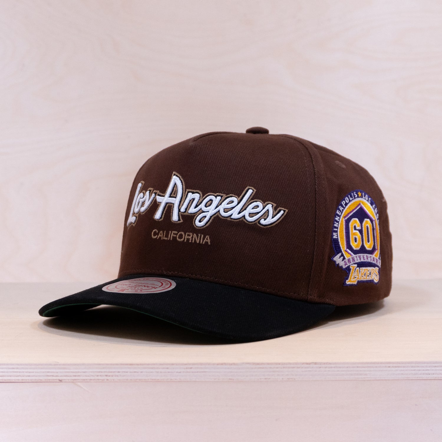 Mitchell & Ness LA Lakers Script 2.0 Pro Crown Brown/Black