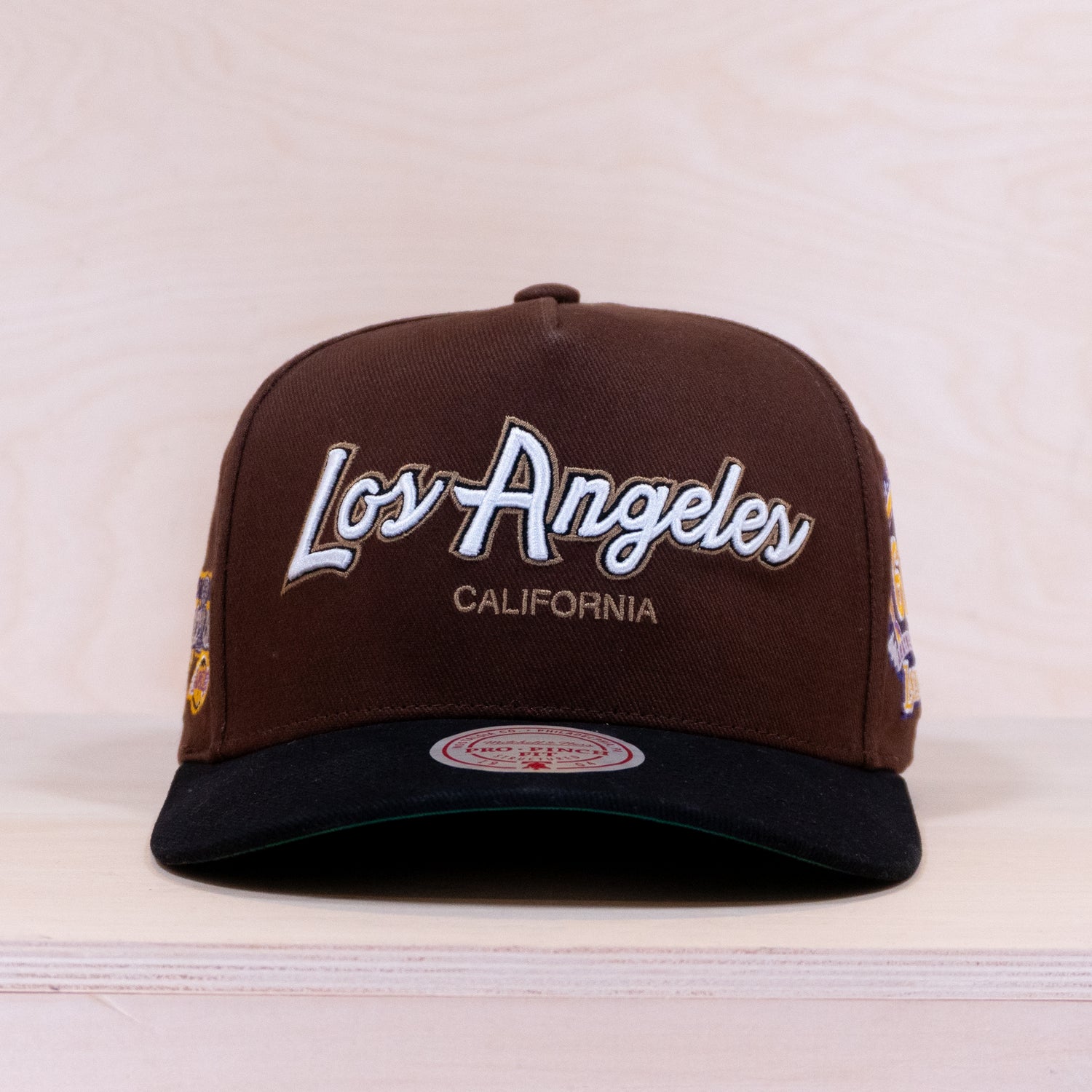 Mitchell & Ness LA Lakers Script 2.0 Pro Crown Brown/Black