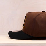 Mitchell & Ness Patches Exclusive Boston Bruins Pro Crown Cap Brown/Black