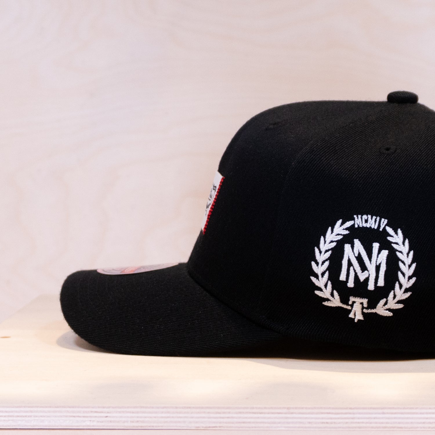 Mitchell & Ness Patches Exclusive Stitch Down Cap Black