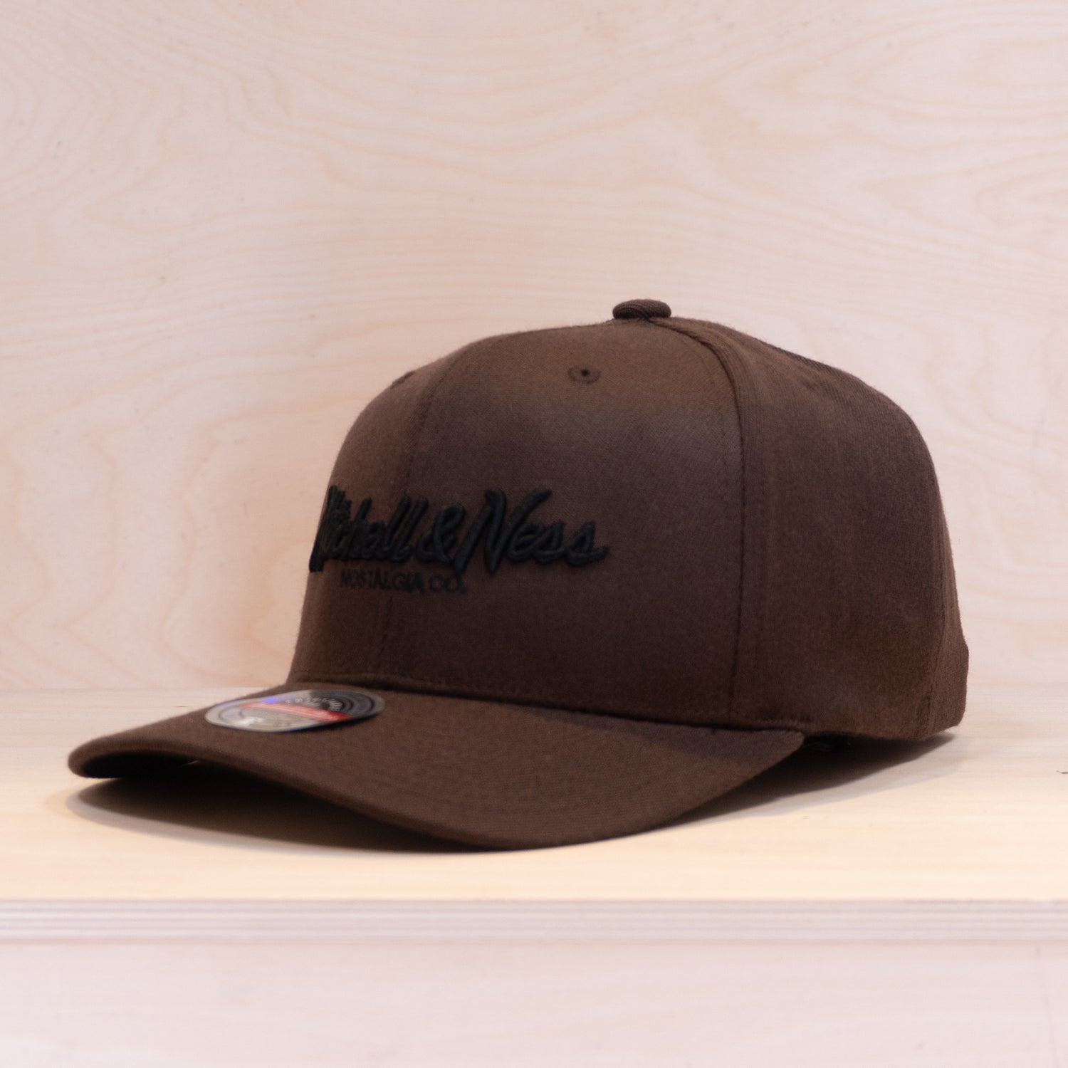 Mitchell & Ness Pinscript Classic Red Cap Own Brand Brown/Black