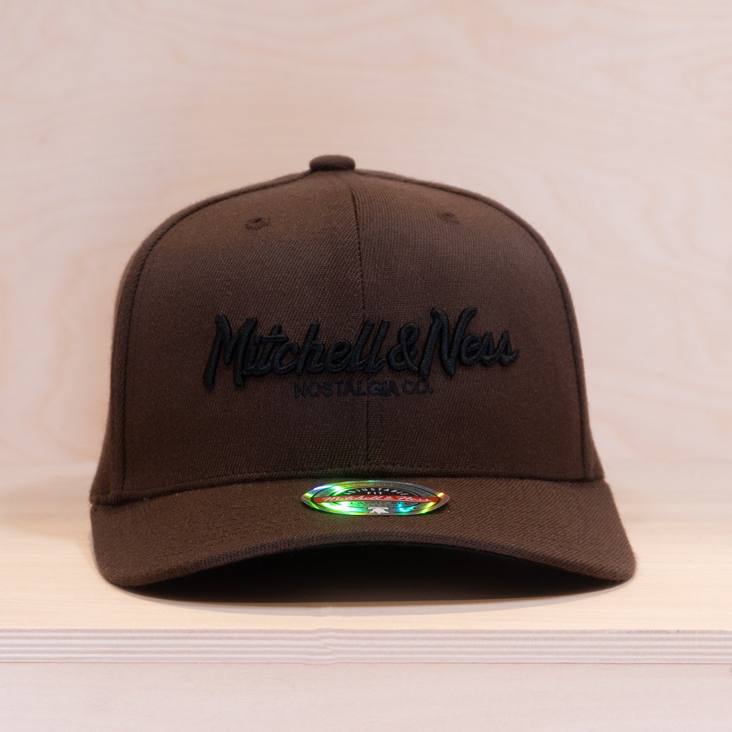 Mitchell & Ness Pinscript Classic Red Cap Own Brand Brown/Black