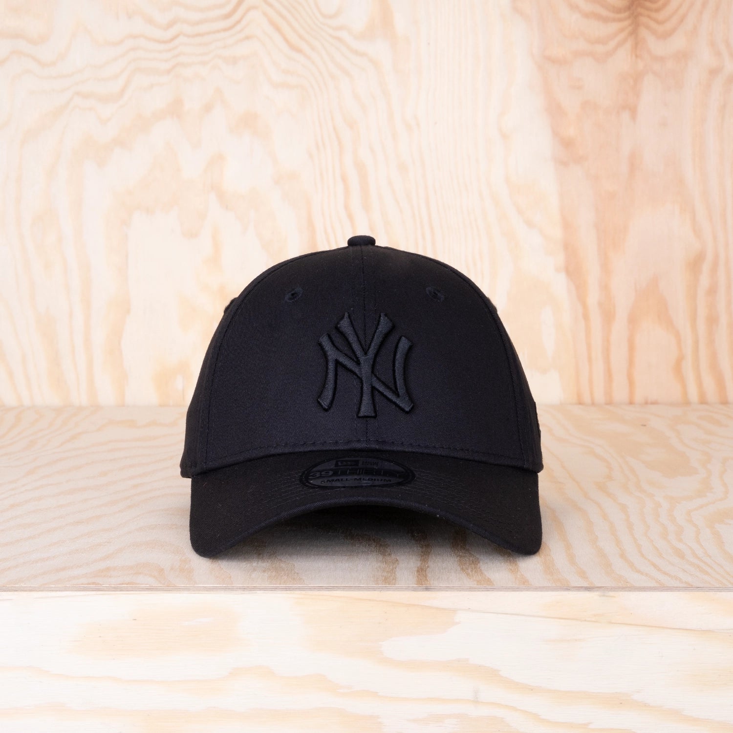 New Era 39THIRTY League Basic NY Cap Black